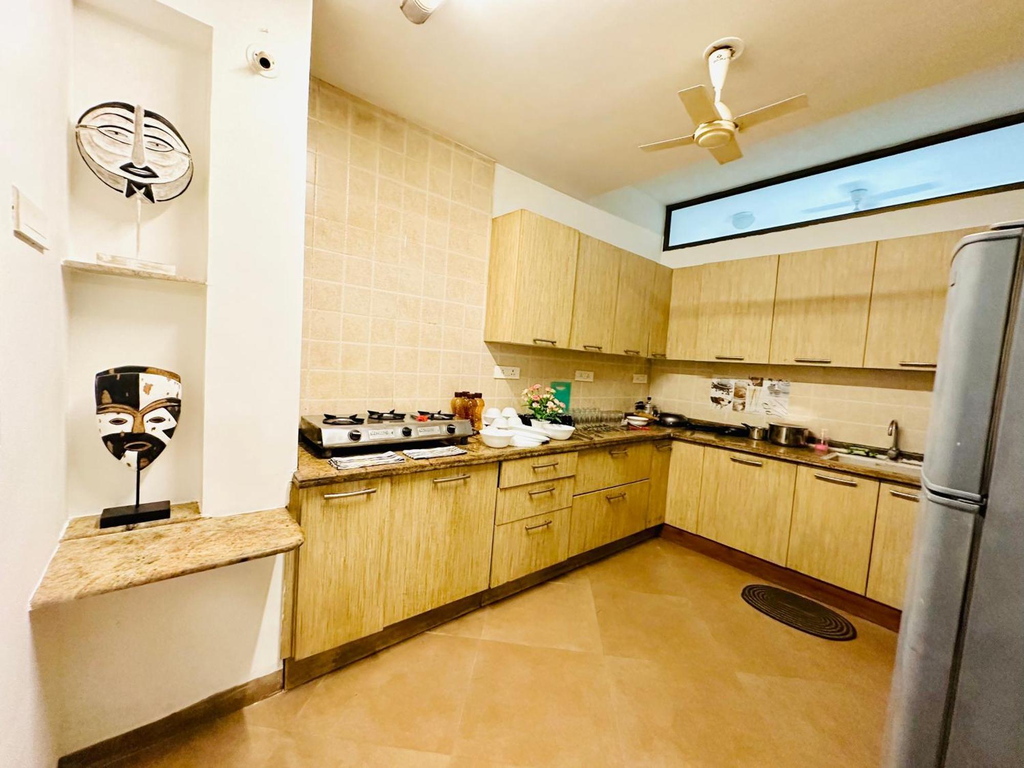 Gr Sol With Private Pool, Walking Distance To Villa