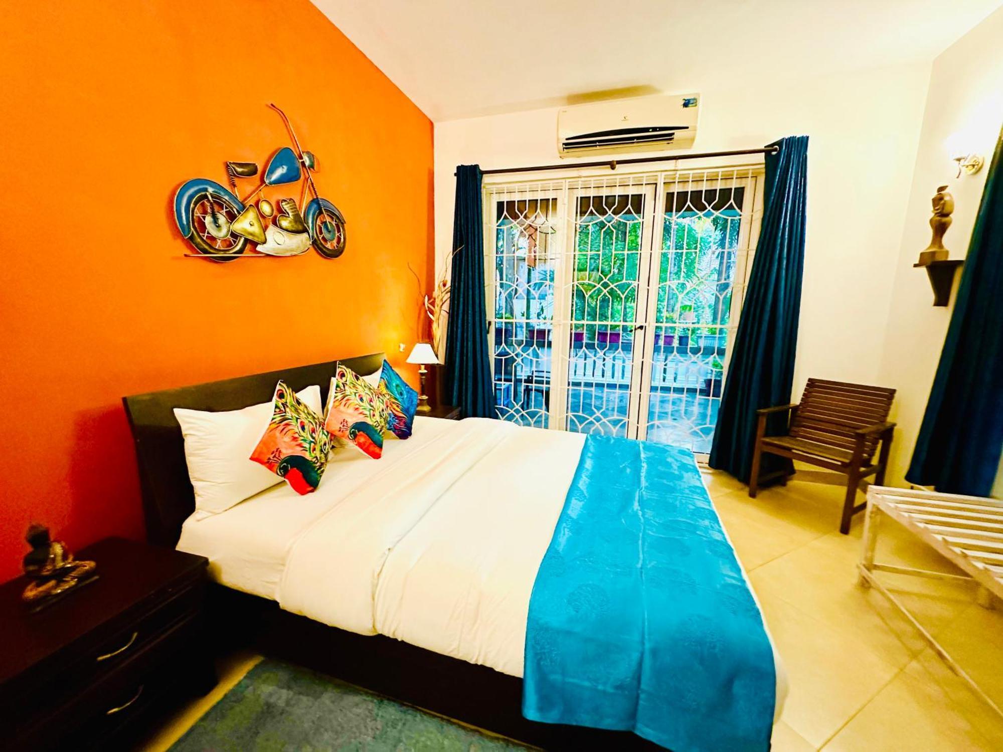 Gr Sol With Private Pool, Walking Distance To Villa